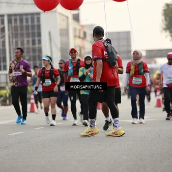 Runner Photo 5899063
