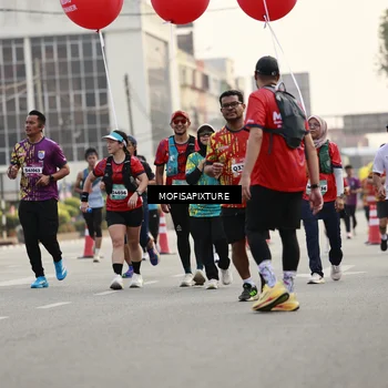 Runner Photo 5899073
