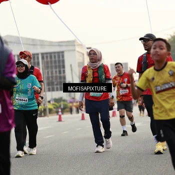 Runner Photo 5899134