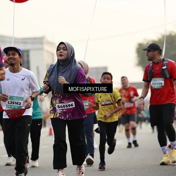 Runner Photo 5899143