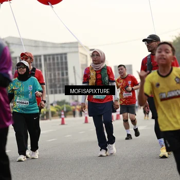 Runner Photo 5899144