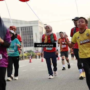 Runner Photo 5899146