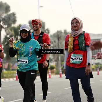 Runner Photo 5899168