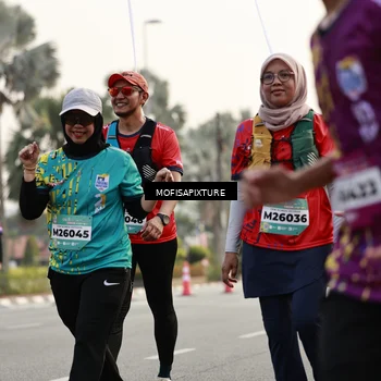 Runner Photo 5899172