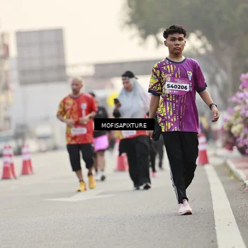 Runner Photo 5899192