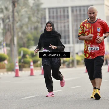 Runner Photo 5899225