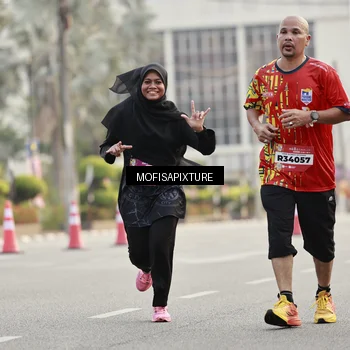 Runner Photo 5899229