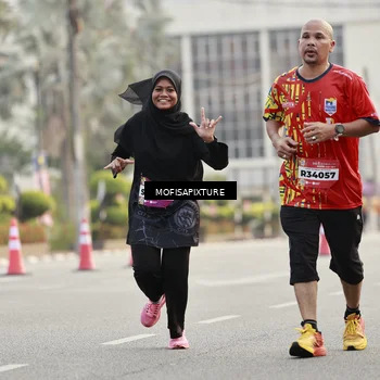 Runner Photo 5899240