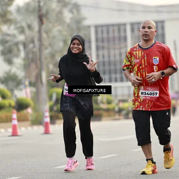 Runner Photo 5899251