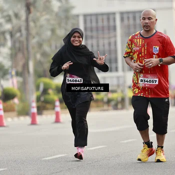 Runner Photo 5899255