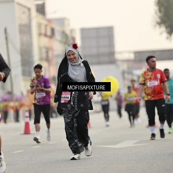 Runner Photo 5899311