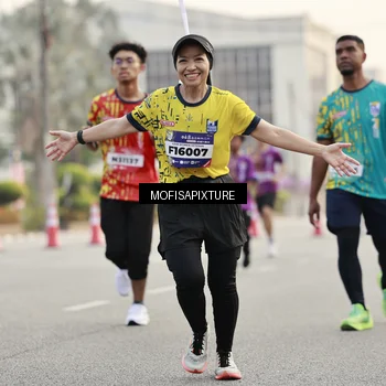 Runner Photo 5899459