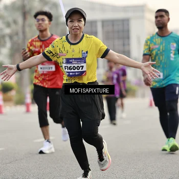 Runner Photo 5899471