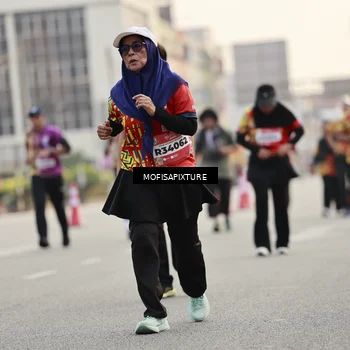 Runner Photo 5899516