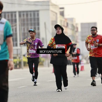 Runner Photo 5899529