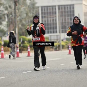 Runner Photo 5899708