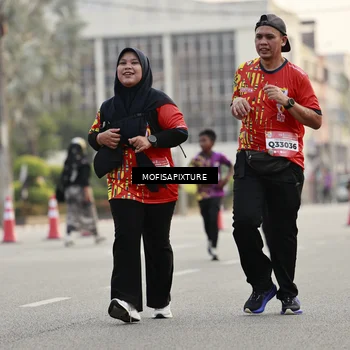 Runner Photo 5899756