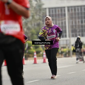 Runner Photo 5899759