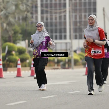 Runner Photo 5899885