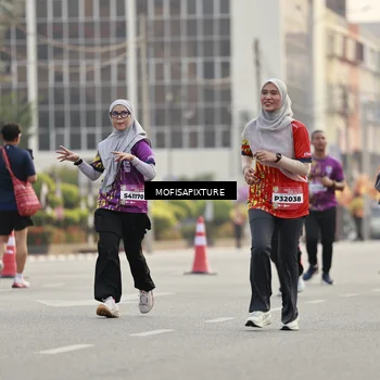 Runner Photo 5899910