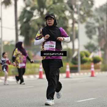 Runner Photo 5900018