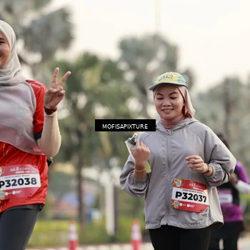 Runner Photo 5900019