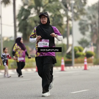 Runner Photo 5900026