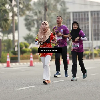 Runner Photo 5900033