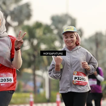 Runner Photo 5900039