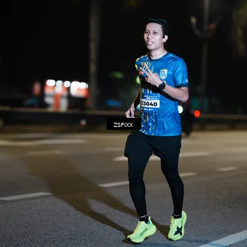 Runner Photo 5900044