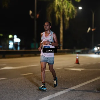 Runner Photo 5900082