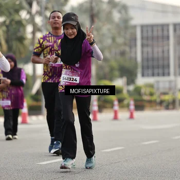 Runner Photo 5900089