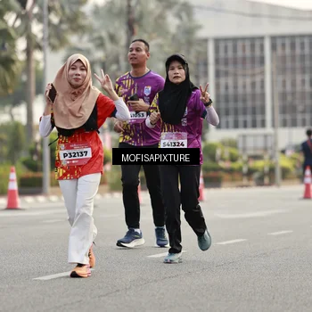 Runner Photo 5900093