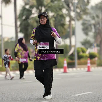 Runner Photo 5900096