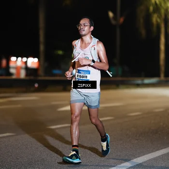 Runner Photo 5900111