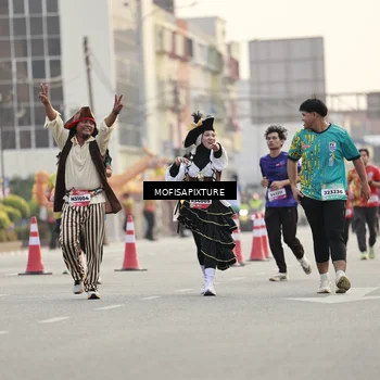 Runner Photo 5900148