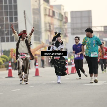 Runner Photo 5900157