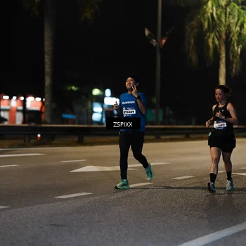 Runner Photo 5900172