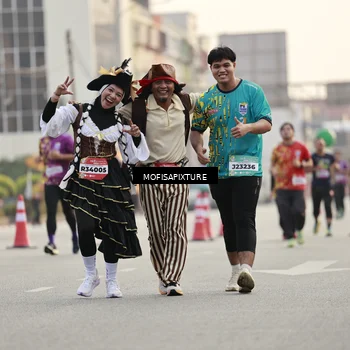 Runner Photo 5900175
