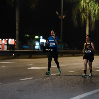 Runner Photo 5900178