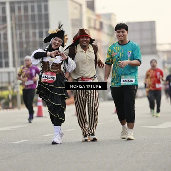 Runner Photo 5900194