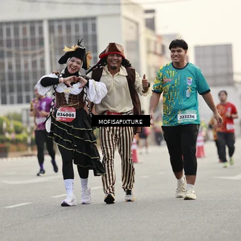 Runner Photo 5900199