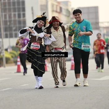 Runner Photo 5900205