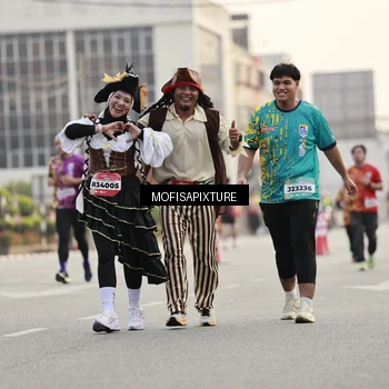 Runner Photo 5900209