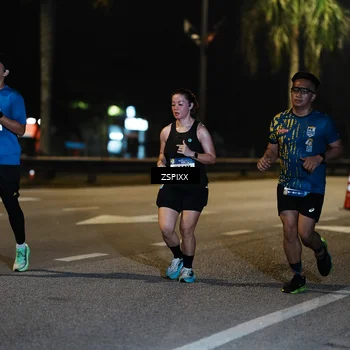 Runner Photo 5900212