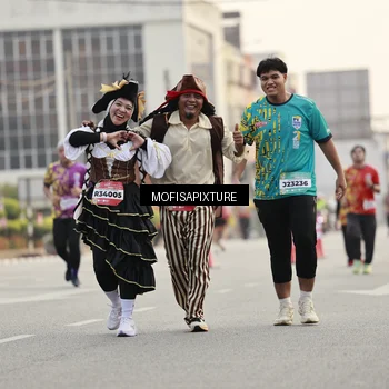 Runner Photo 5900215