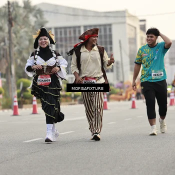 Runner Photo 5900263