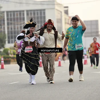 Runner Photo 5900271