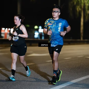 Runner Photo 5900272