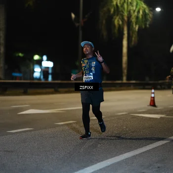 Runner Photo 5900276